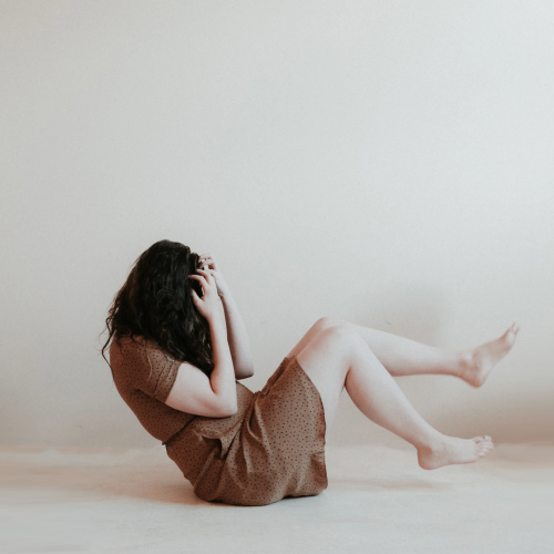 A – jak ALERGICZNE ZAPALENIE SKÓRY pod płytką