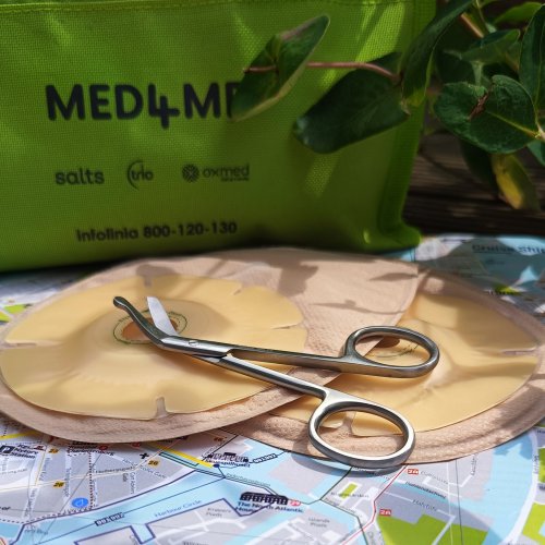 Nożyczki stomijne i dlaczego warto je mieć (także w bagażu podręcznym)