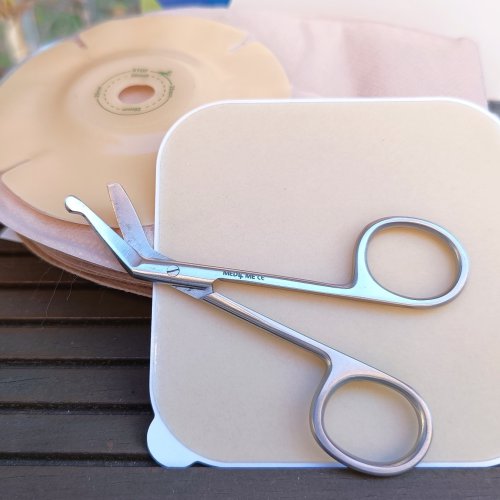 Nożyczki, dlaczego stomijne, a nie  zwykłe?