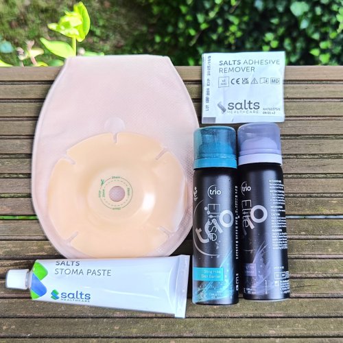 Must have stomika  co warto mieć pod ręką podczas zmiany worka?