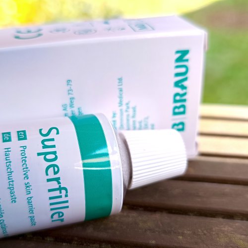 Z cyklu: u nas znajdziesz wszystko  kolejna marka pasty uszczelniająco-gojącej