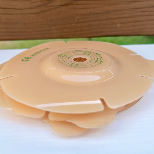 Salts – płytka stomijna convex z aloesem kiedy warto po nią sięgnąć?